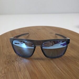Oakley Leffingwell Sunglasses Mens Gray Blue Prizm Polarized OO9100-0557
